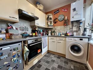 Kitchen- click for photo gallery